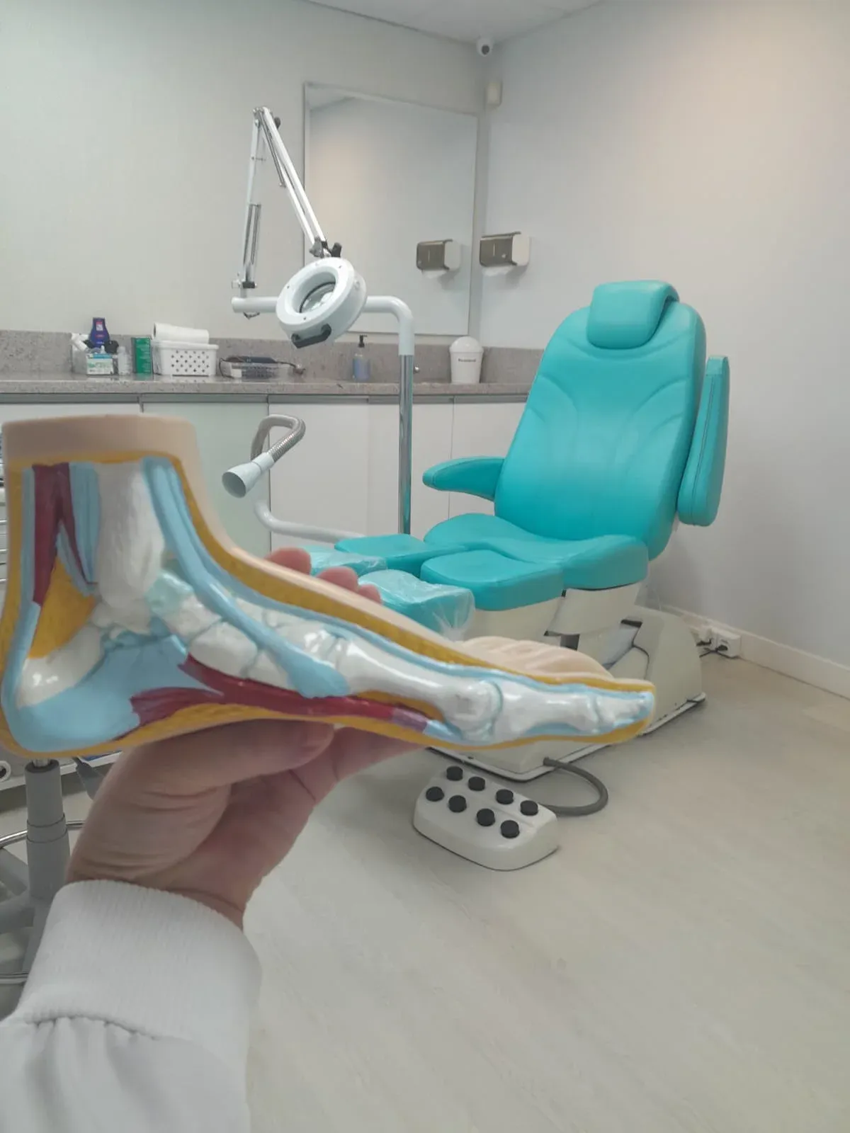 Clínica de podologia em Joinville, Iza Pinz: cuidados com os pés (1)